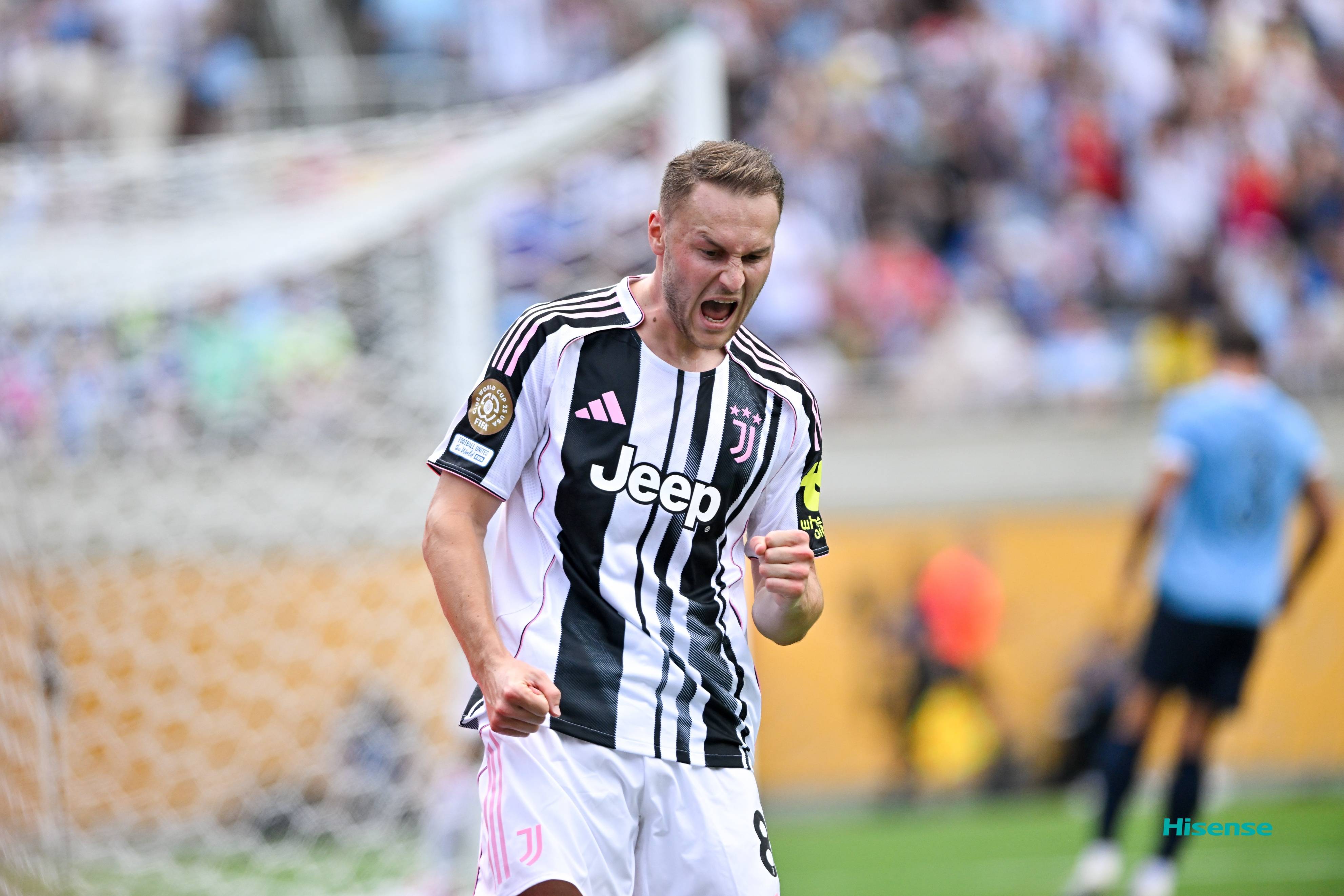 赛地聚焦——欧联加时末段热度飙升；曼城内部沟通；震撼外界；训练强度明显提升的简单介绍