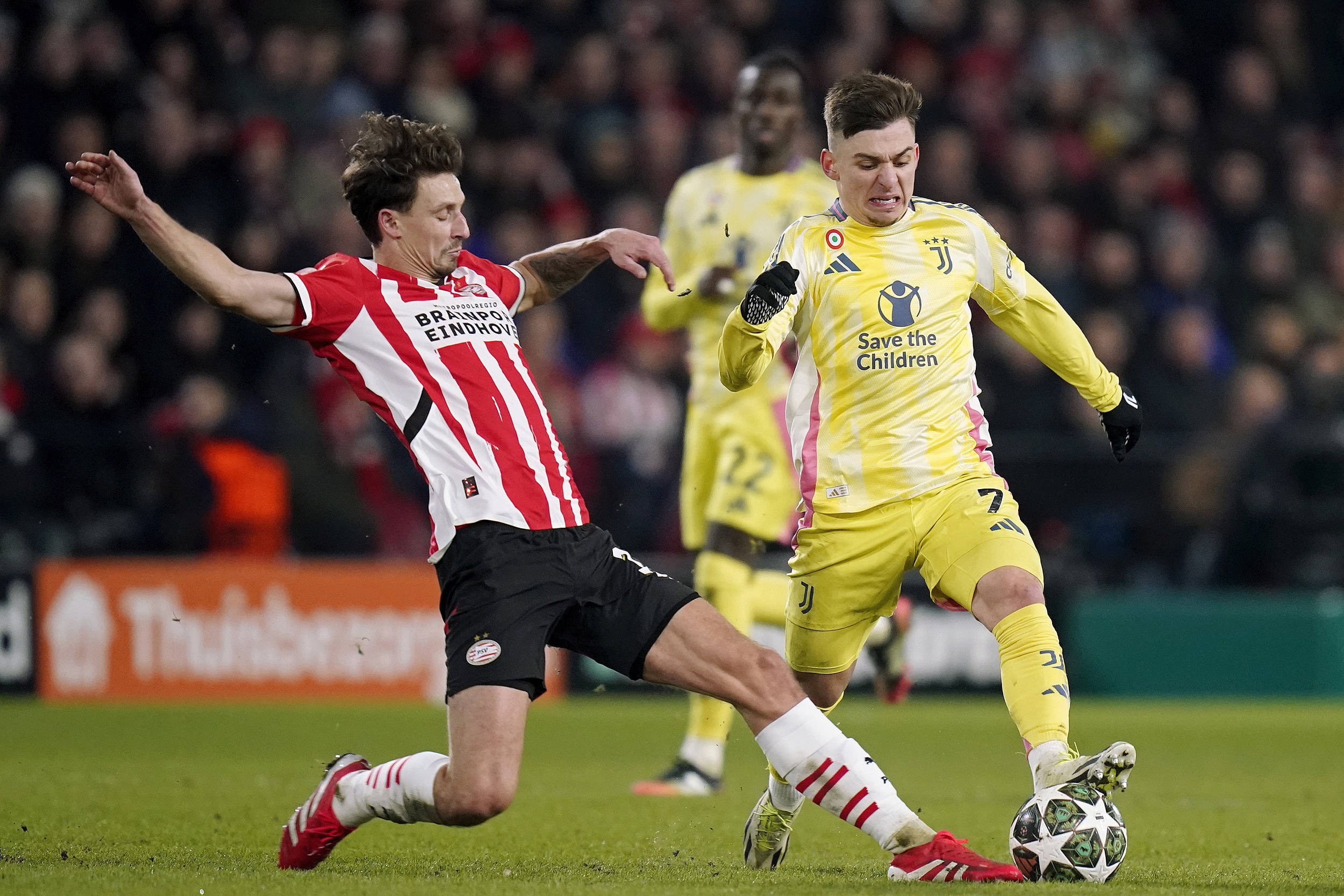 赛前阿贾克斯调整名单以备全明星赛塞维利亚调整名单备战意甲，网友：巴塞罗那赛前主帅复盘的简单介绍