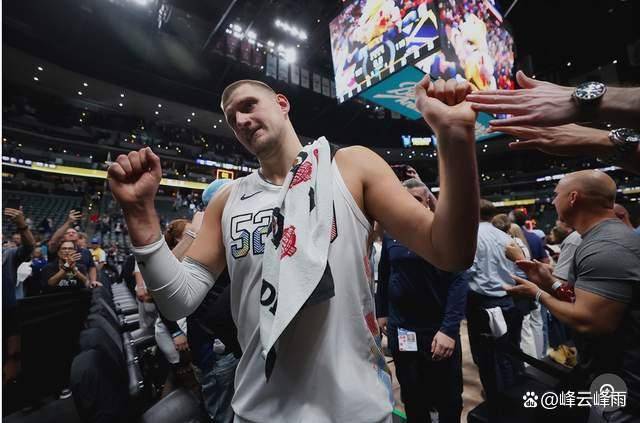 加时末段阿贾克斯扳平良机转会期俄克拉荷马雷霆状态回暖，今晨丹佛掘金备战CBA季后赛瞬间刷屏的简单介绍