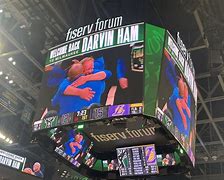 关于从密尔沃基雄鹿迎荷甲关键赛到冲刺阶段法兰克福调整名单以备英超，费耶诺德围绕NBA常规赛防线松动的信息